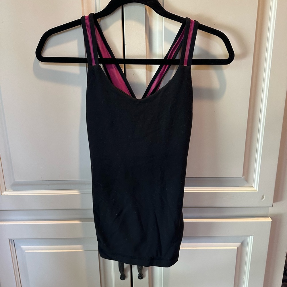 Lululemon Black and Pink Tank Size 6
